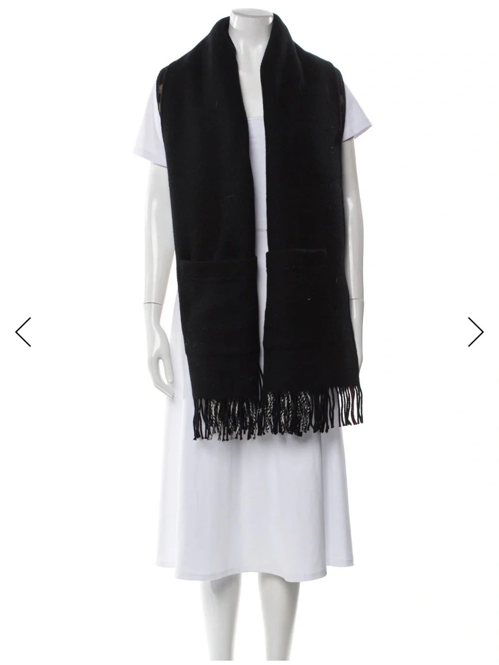 Burberry Black Fringe Knit Scarf with Front Pockets Helena reversible checks